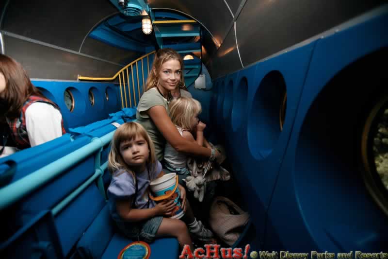 Imagen de Disneyland California  Denise Richards